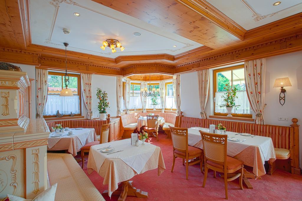 ヴァルス ランドハウス　グリューナウ Bed & Breakfast エクステリア 写真