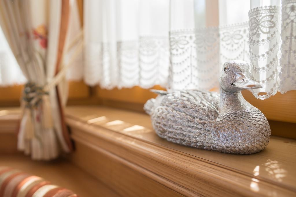 ヴァルス ランドハウス　グリューナウ Bed & Breakfast エクステリア 写真
